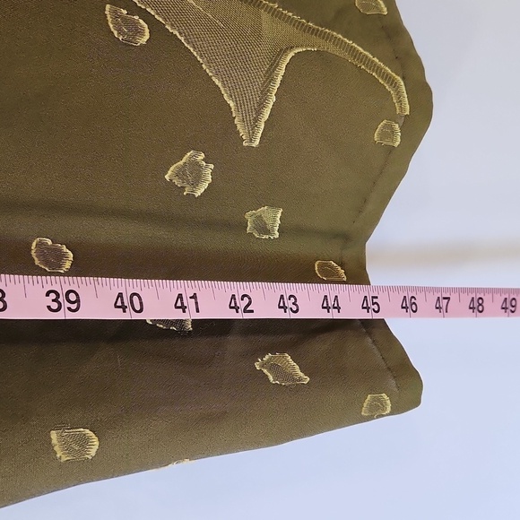 Womens Olive Green Silk Blend Metallic Thread Mandarin Collar Floral Print Kurta - Picture 16 of 16